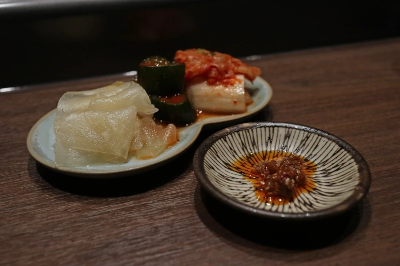 自製的「和牛辣油」含有十三種香料。