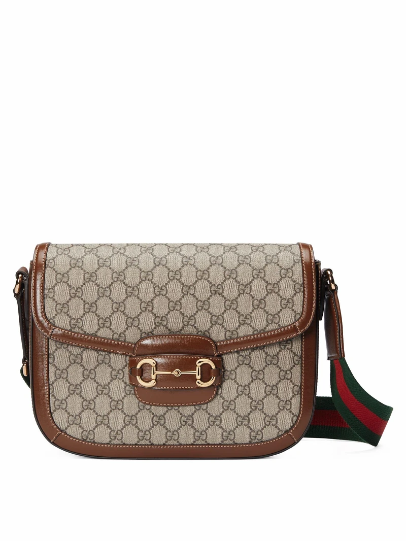 Gucci Horsebit 1955經典肩背包GG LOGO NT$99,500。