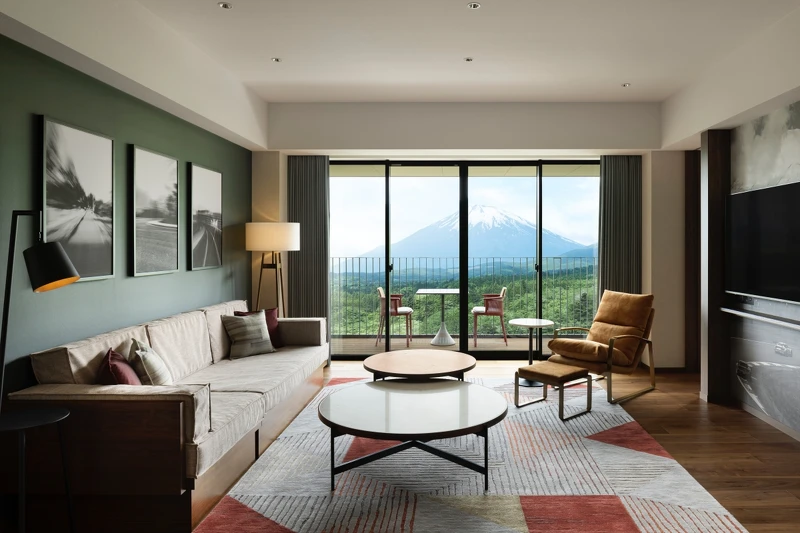 「富士山景房」窗外就是舉世聞名的富士山美景。 「富士山景房」窗外就是舉世聞名的富士山美景。