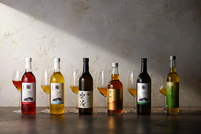 無酒精飲品則可選擇與當地「丸七製茶」合作精選的茶品。 無酒精飲品則可選擇與當地「丸七製茶」合作精選的茶品。