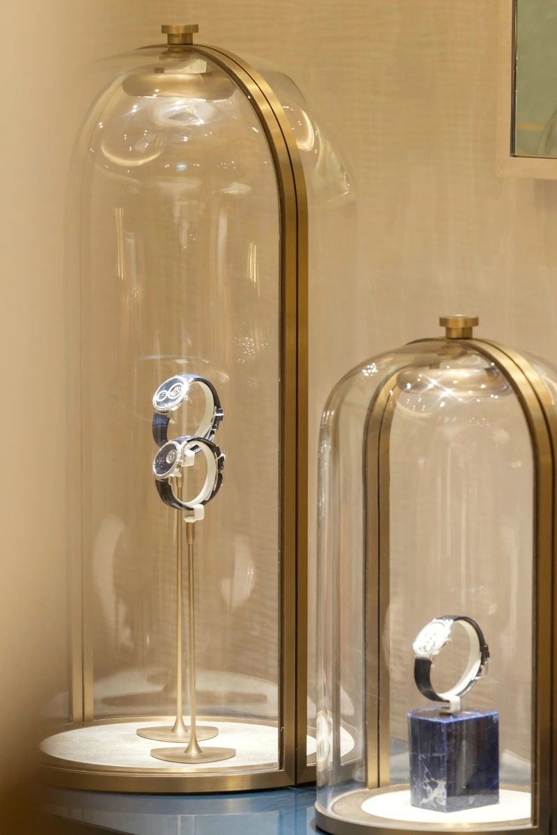 全新PIAGET伯爵台北101形象概念精品店_VIC鑑賞沙龍細節