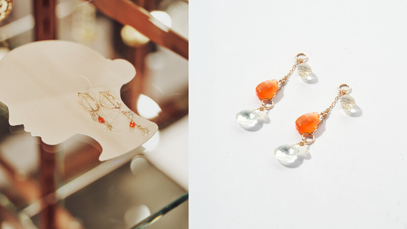 agete 10K黃水晶x拉⾧石(白.灰) 新竹SOGO 限定耳墜,NT5,100。 agete 10K黃水晶x拉⾧石(白.灰) 新竹SOGO 限定耳墜,NT5,100。