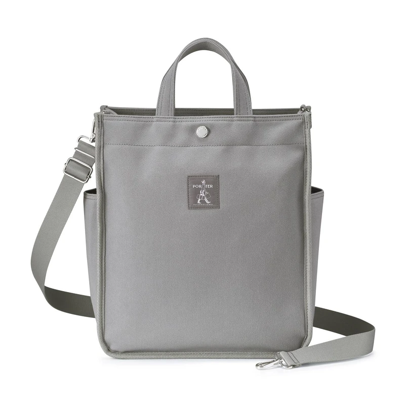 Porter International DAILY 托特包NT$4,650。 Porter International DAILY 托特包NT$4,650。
