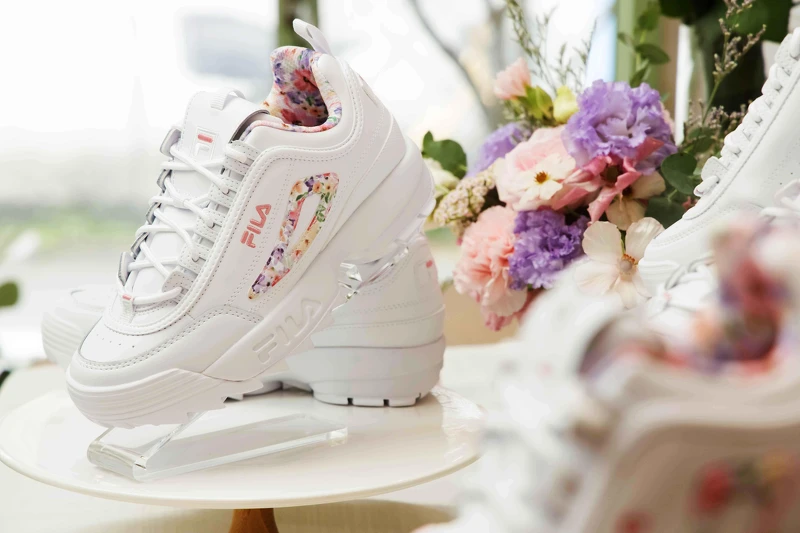 FILA DISRUPTOR II-FLOWER全球台灣獨家母親節限定款，NT2,880。