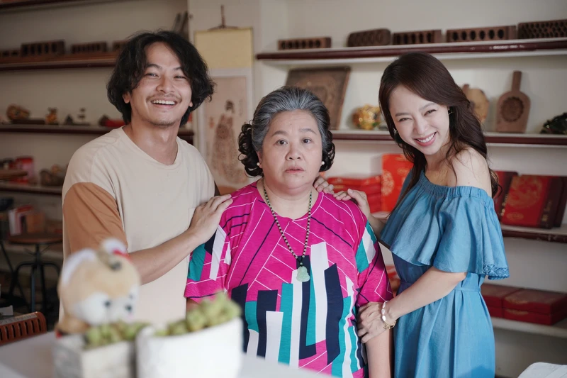 三兒子蘇秉仁(楊銘威 飾)的對象大美(林筳諭 飾)驗孕棒出現兩條線!? 三兒子蘇秉仁(楊銘威 飾)的對象大美(林筳諭 飾)驗孕棒出現兩條線!?