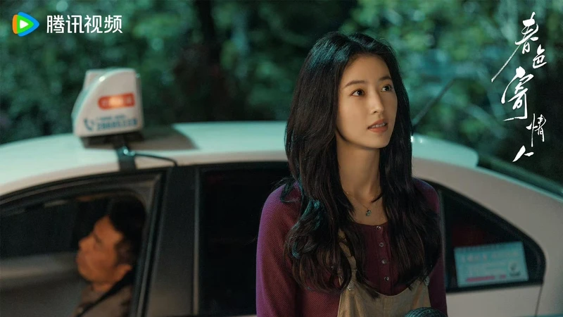 周雨彤飾演殘疾女孩「莊潔」,同時也是紅牌醫療業務。 周雨彤飾演殘疾女孩「莊潔」,同時也是紅牌醫療業務。