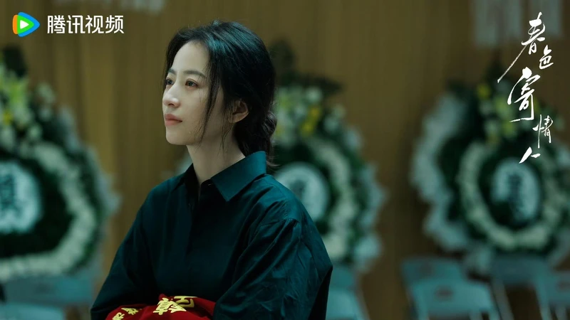 導演程亮堅持「好戲多磨」,周雨彤拍繼父過世哭了20多次。 導演程亮堅持「好戲多磨」,周雨彤拍繼父過世哭了20多次。