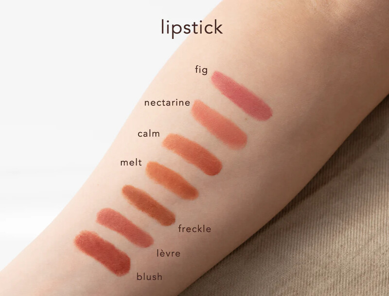 rihka絲霧光感唇膏7色手部試色。 rihka絲霧光感唇膏7色手部試色。