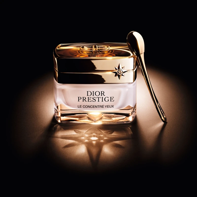 Dior迪奧2024全新精萃再生玫瑰賦活眼霜，NT7,300