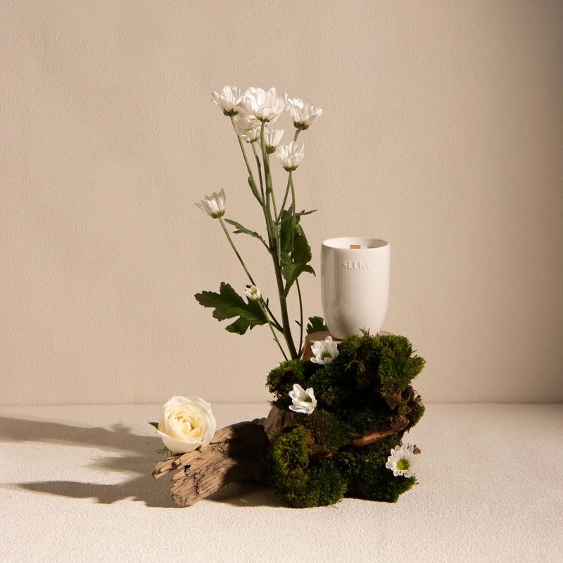 SLLIG居家職人陶瓷香氛大豆蠟燭(花漾BLOOMING)140g,NT1,980 SLLIG居家職人陶瓷香氛大豆蠟燭(花漾BLOOMING)140g,NT1,980