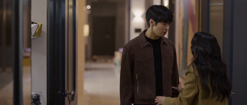 善宰遇害卻找手錶?對於仁赫而言,任率一直是很莫名其妙的女生 善宰遇害卻找手錶?對於仁赫而言,任率一直是很莫名其妙的女生