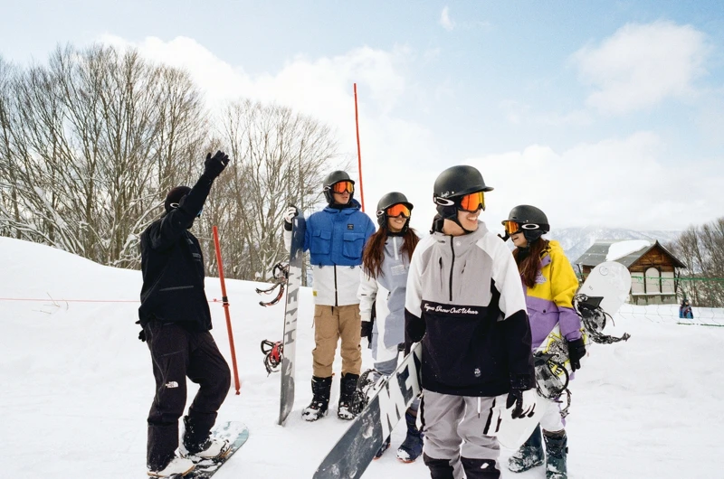 DBC 試圖打破過去滑雪為「貴族運動」的印象，以親民的價格提供行程。