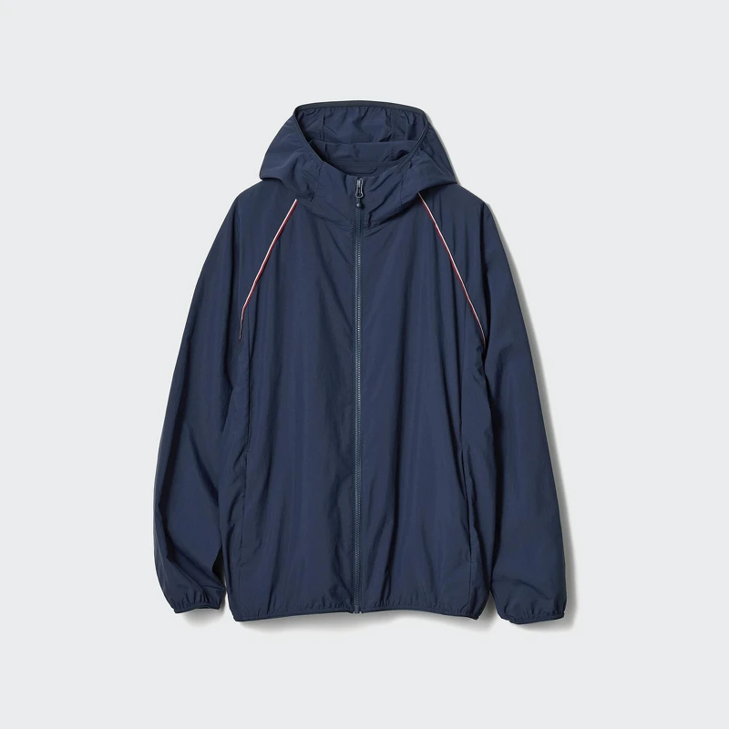 Roger Federer by JW ANDERSON 輕型連帽外套,NT$1,490。