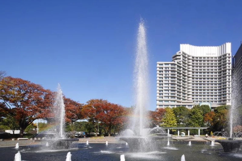 2012年又再次重新開業，打造成融合傳統與現代設計的豪華設計。