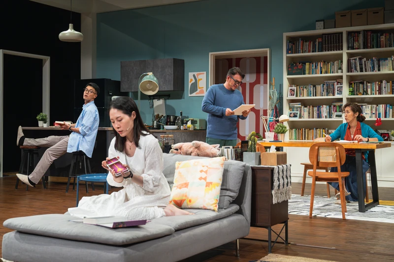 黃人傑（左起）、蔡亘晏、王鏡冠、張詩盈等人同台飆戲。