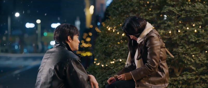 太成看任率哭喊想善宰,有點不知所措 太成看任率哭喊想善宰,有點不知所措