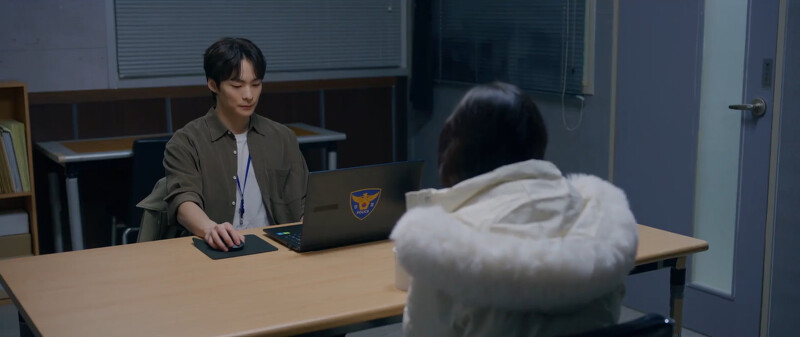 太成延續爸爸使命,捉拿陰魂不散的金永洙 太成延續爸爸使命,捉拿陰魂不散的金永洙