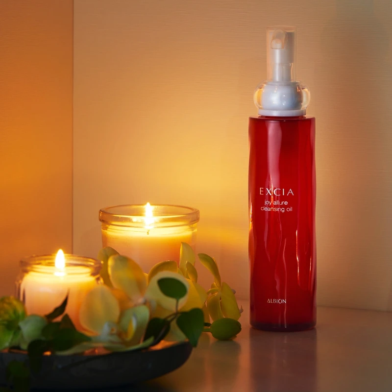 Albion妃思雅高奢精華卸妝油180ml，NT3,300