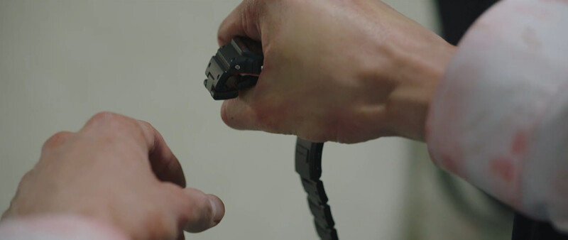 第七集時光回溯，善宰在任率送醫時，就已找回自己手錶