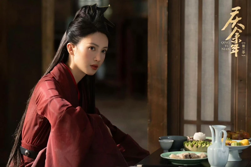 金晨（上圖）取代韓玖諾（下圖）演「葉靈兒」，開拍前就不被看好。