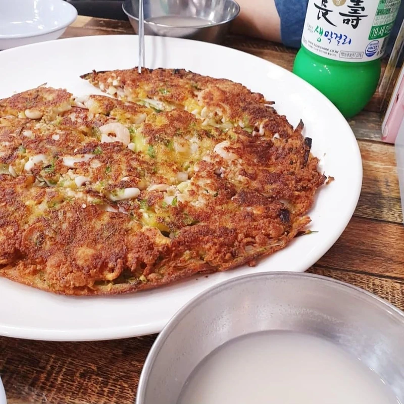 旅人蔥煎餅的海鮮煎餅(Photo/翻攝自Naver Map) 旅人蔥煎餅的海鮮煎餅(Photo/翻攝自Naver Map)