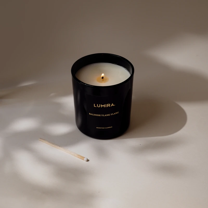 LUMIRA經典黑瓶蠟燭alinese Ylang Ylang 峇厘島依蘭依蘭300g,NT2,880 LUMIRA經典黑瓶蠟燭alinese Ylang Ylang 峇厘島依蘭依蘭300g,NT2,880