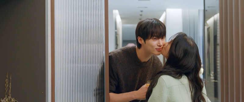 任率出門前Kiss goodbye