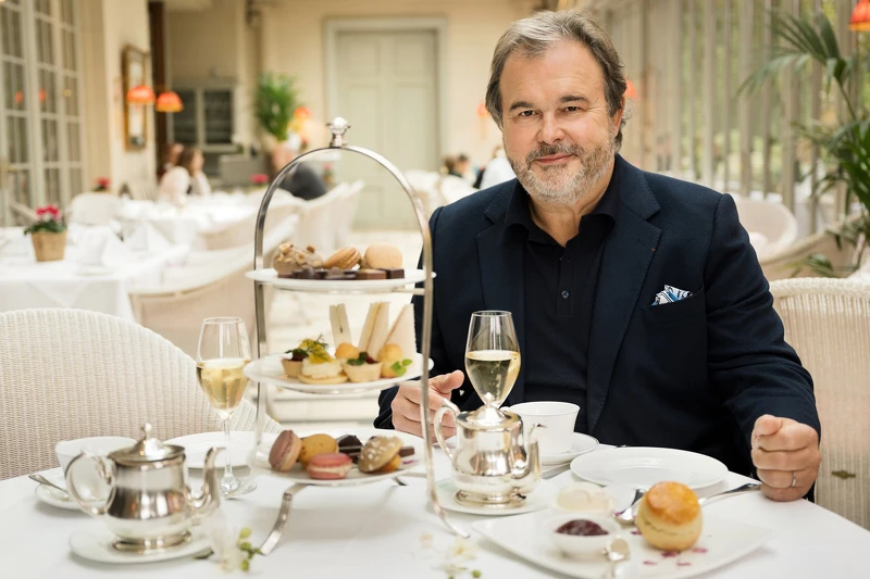 Pierre Hermé 在甜點界的地位無庸置疑。 Pierre Hermé 在甜點界的地位無庸置疑。