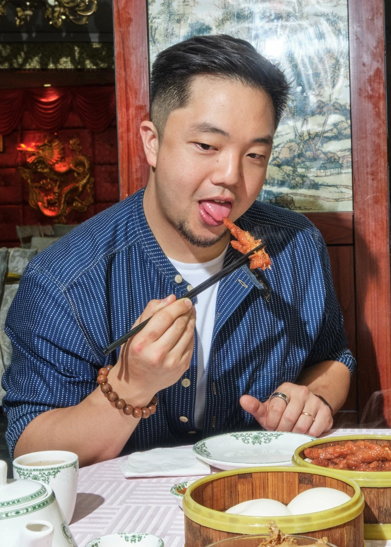 「886」臺式熱炒店創辦人兼主廚 Eric。