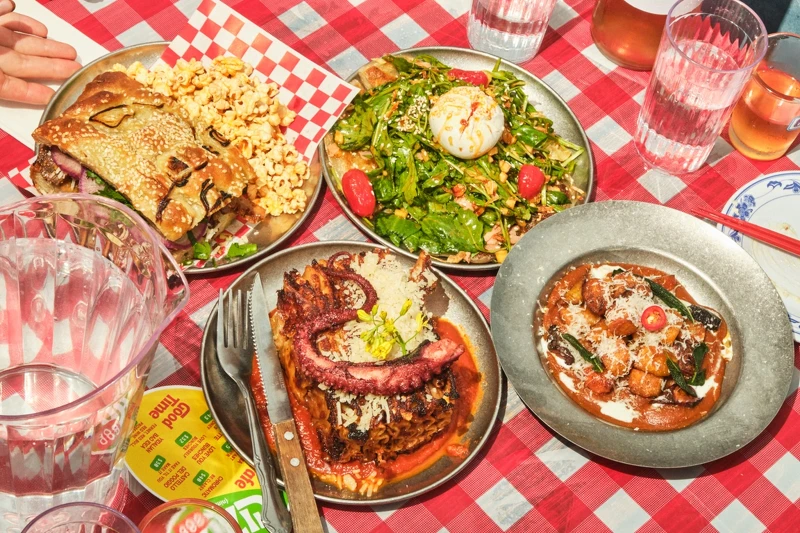 快閃餐會「YI DA LI易大力」是由 Eric 提出從「如果義大利有自己的熱炒店會是什麼樣子？」的疑問出發。