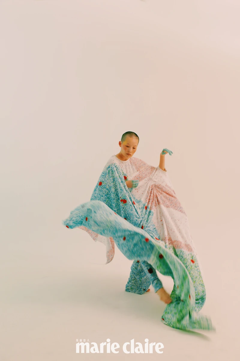 JUST IN XX周裕穎X Paul Chiang 江賢二《牧神的午後》系列洋裝 JUST IN XX周裕穎X Paul Chiang 江賢二《牧神的午後》系列洋裝