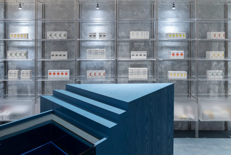 「分子藥局 NORTH HUB」喚起人們對生活方式的覺察,並為追求將健康與美融合的目標而存在。 「分子藥局 NORTH HUB」喚起人們對生活方式的覺察,並為追求將健康與美融合的目標而存在。