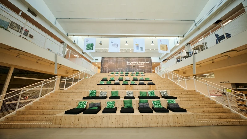 IKEA 創意中心中的空曠交流空間 IKEA 創意中心中的空曠交流空間