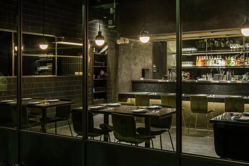 瑪黑餐酒位於敦化商圈。 瑪黑餐酒位於敦化商圈。