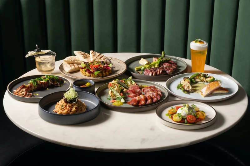 夏季菜單以「仲夏島味」為題。 夏季菜單以「仲夏島味」為題。