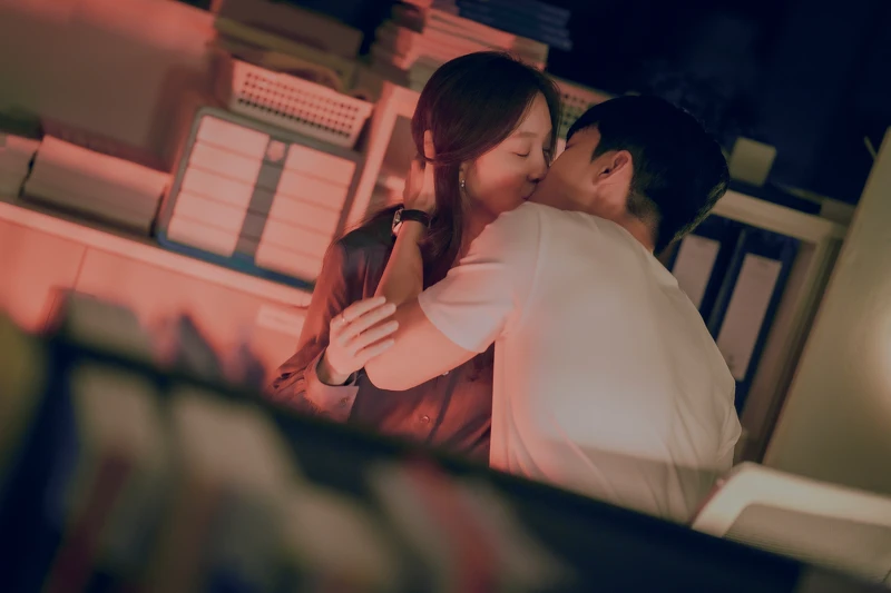 《畢業》鄭麗媛和魏嘏雋已經越走越近。 《畢業》鄭麗媛和魏嘏雋已經越走越近。