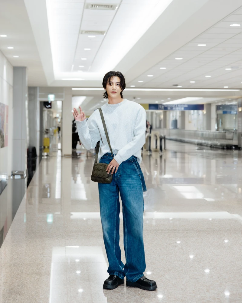 路雲離台機場時尚。 路雲離台機場時尚。