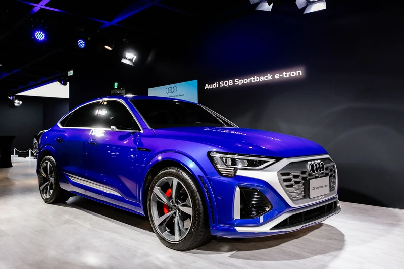 Audi純電性能旗艦休旅車 SQ8 Sportback e-tron Audi純電性能旗艦休旅車 SQ8 Sportback e-tron