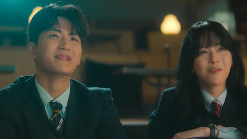 姜仁翰曾是鄭哉怡唯一能講心事的好友。 姜仁翰曾是鄭哉怡唯一能講心事的好友。