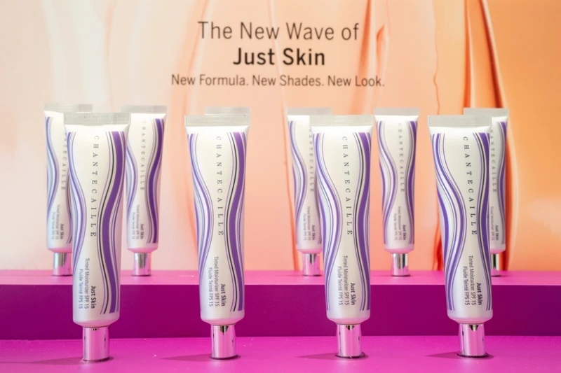 香緹卡自然肌膚輕底妝升級版(12色)35ml，NT2,600