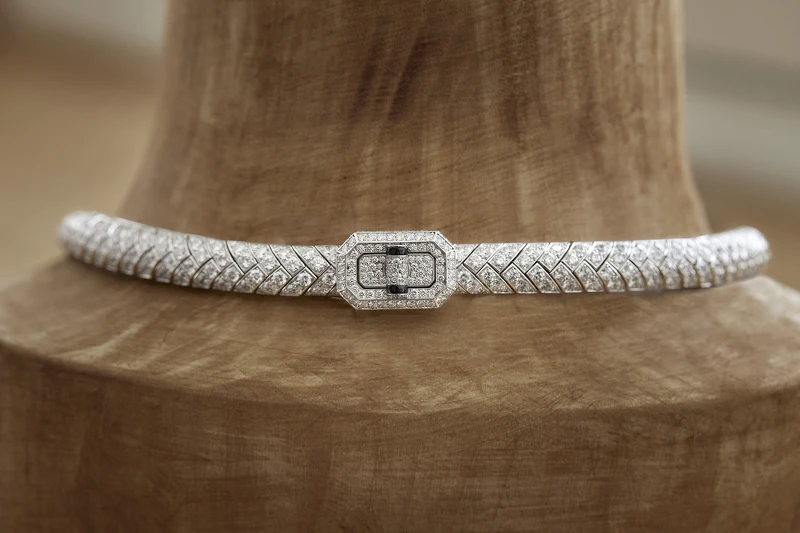 Graphic Line 項鍊背面 Graphic Line 項鍊背面