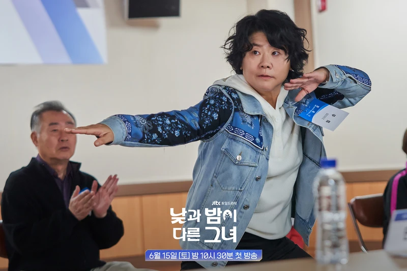 李姃垠飾演林順,卯足了勁爭取當高齡實習生 李姃垠飾演林順,卯足了勁爭取當高齡實習生