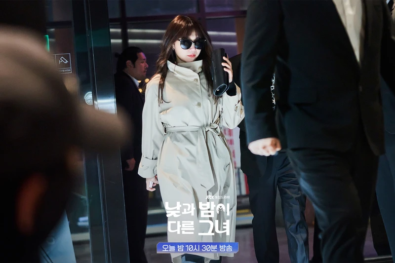 微進的變身將會是《她》劇最有趣也最緊張、推進劇情的關鍵 微進的變身將會是《她》劇最有趣也最緊張、推進劇情的關鍵