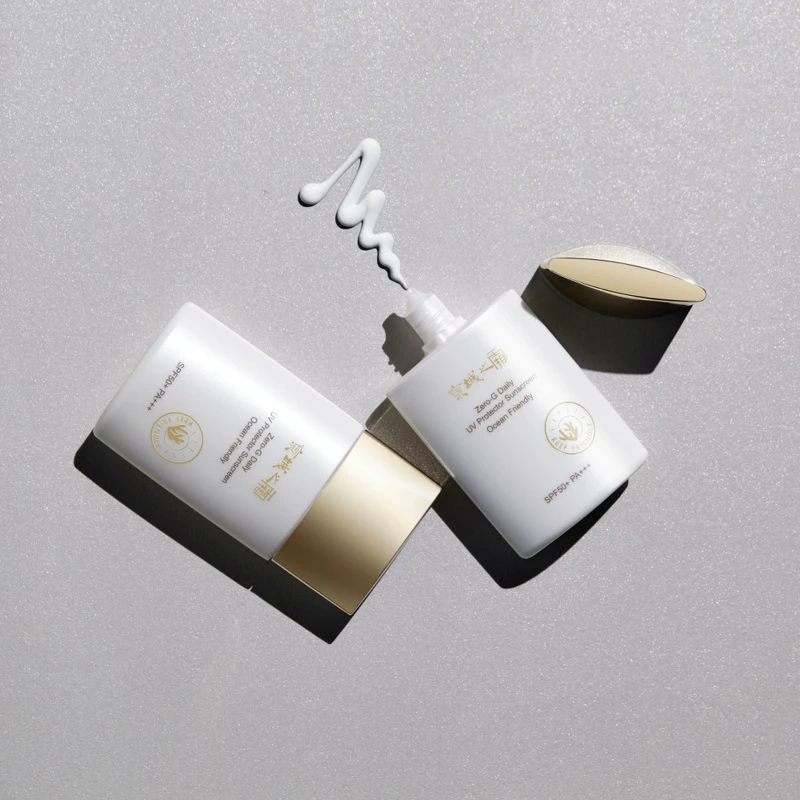 京城之霜零重力海洋友善輕膚防曬乳SPF50+/PA★★★50ml，NT1,200