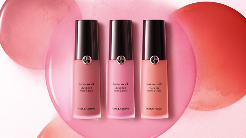 ▴Armani Beauty 「輕透亮絲光漂染腮紅露」全新6色 | 12ML NT$1,650 ▴Armani Beauty 「輕透亮絲光漂染腮紅露」全新6色 | 12ML NT$1,650