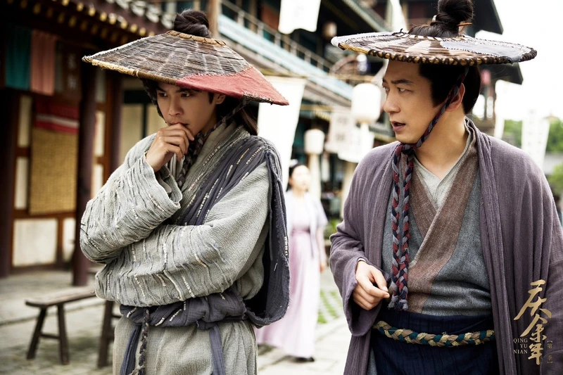 張若昀與田雨飾演的「王啟年」對戲依然趣味橫生。 張若昀與田雨飾演的「王啟年」對戲依然趣味橫生。