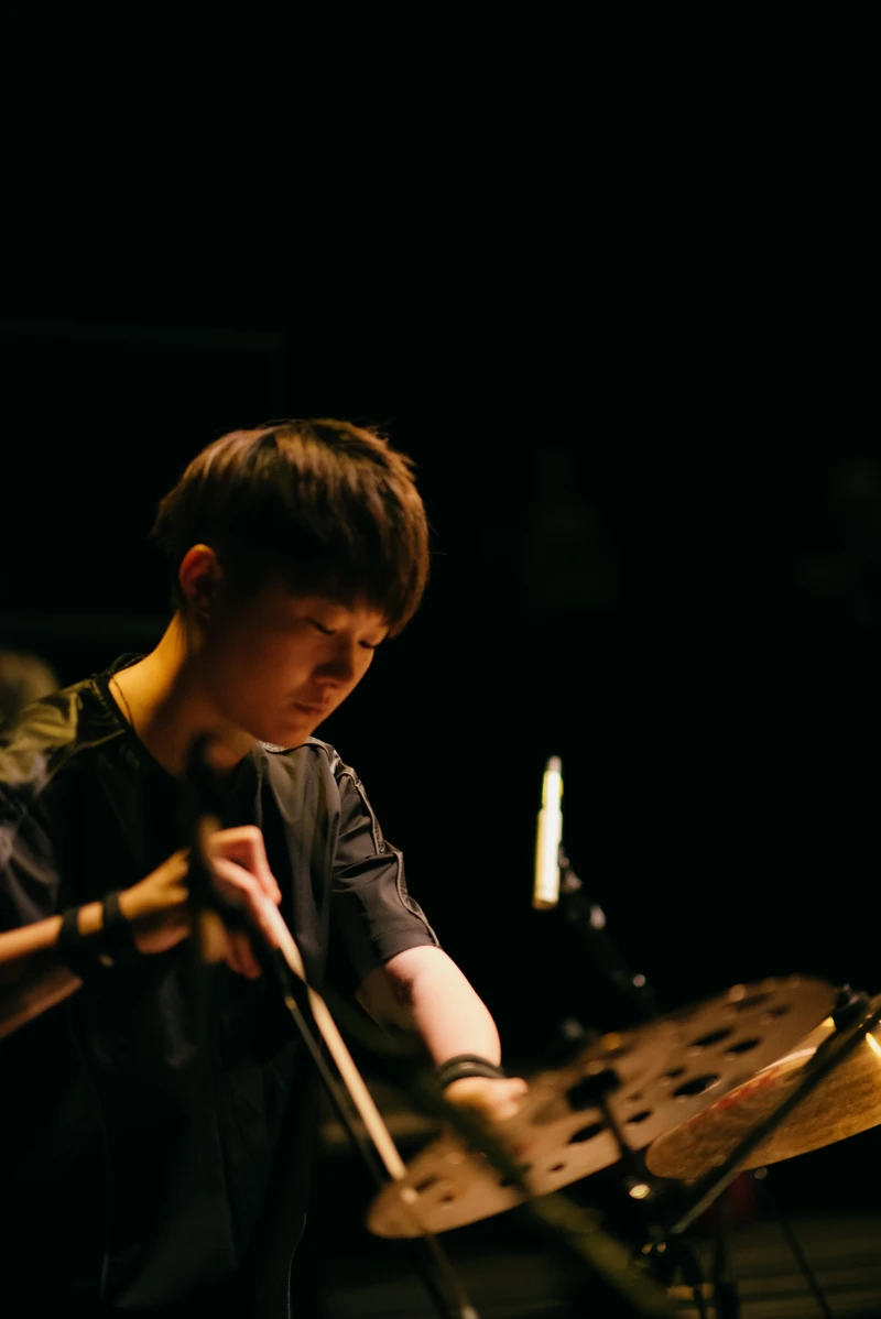 《隙》現場樂手暨聲音設計|薛詠之 《隙》現場樂手暨聲音設計|薛詠之