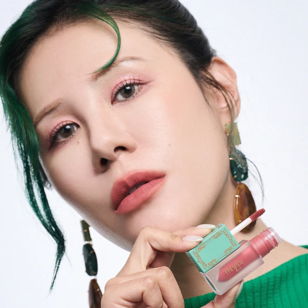 FreshO2 X丹妮婊姐SUPER STAR羽毛霧面唇泥(#06 SEX ON THE BEACH)3.5g,NT499 FreshO2 X丹妮婊姐SUPER STAR羽毛霧面唇泥(#06 SEX ON THE BEACH)3.5g,NT499