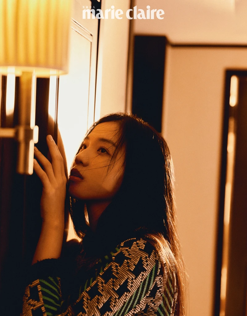 綠色千鳥格紋針織衫,CHANEL。 綠色千鳥格紋針織衫,CHANEL。