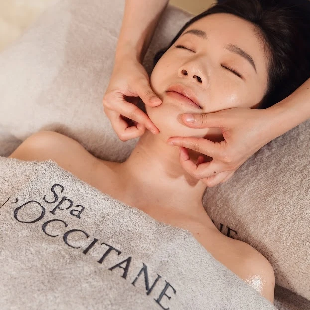 Spa L’OCCITANE歐舒丹美妍美體中心中山店的臉部按摩。 Spa L’OCCITANE歐舒丹美妍美體中心中山店的臉部按摩。